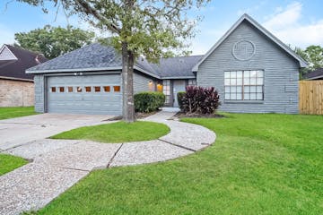 2627 S BROMPTON DR PEARLAND, TX 77584